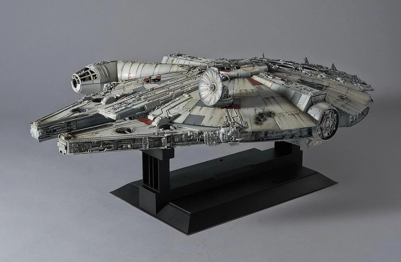 Bandai Millenium Falcon Perfect Grade - Ban Dai Modellbau 6 Bandai Millenium Falcon Perfect Grade - Ban Dai Modellbau – Bild 4
