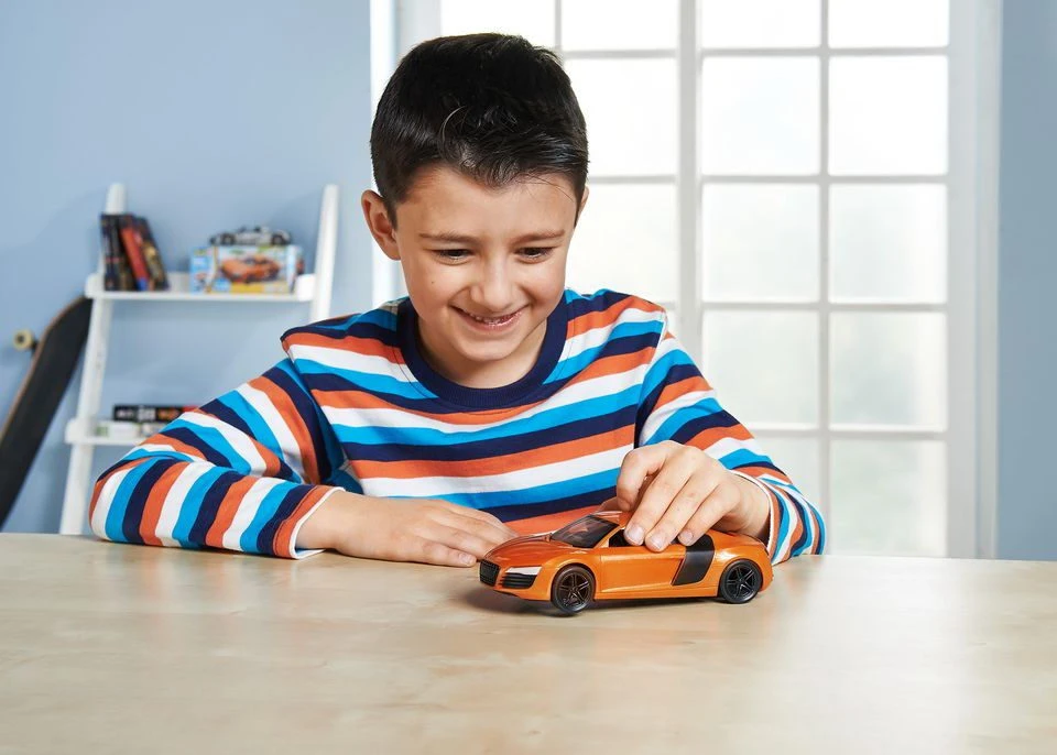 Revell 06111 - Audi R8 (Build & Play) 5 Revell 06111 - Audi R8 (Build & Play) – Bild 3